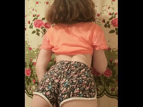 ❤️ Leanbh óg sexy ag baint dá shorts ar cheamara ️ Just a porn uainn ga.klassikaprint.ru ☑